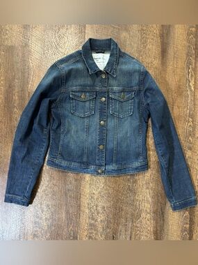 Early 2010’s GAP Dark Blue Cropped Denim Jacket